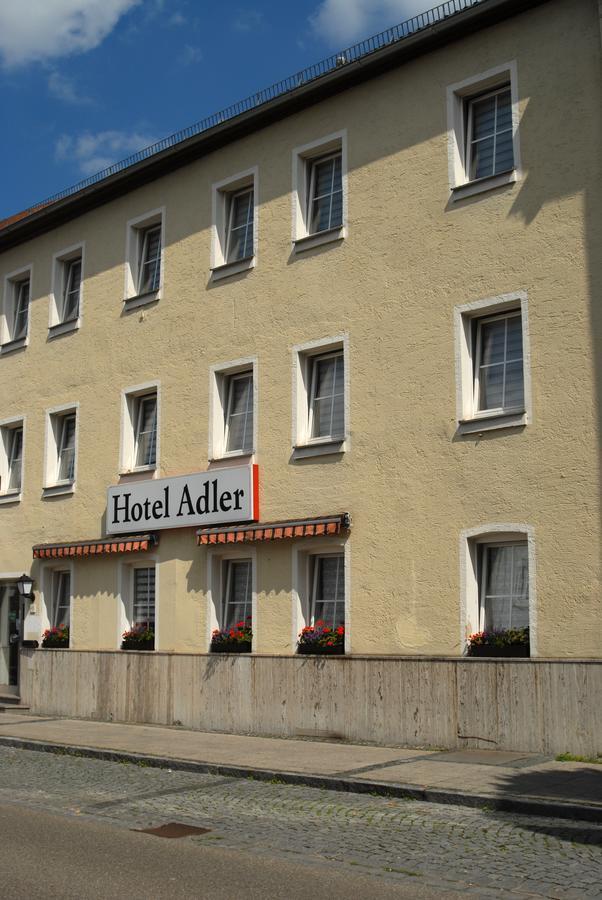 ホテルAdler トロイヒトリンゲン エクステリア 写真